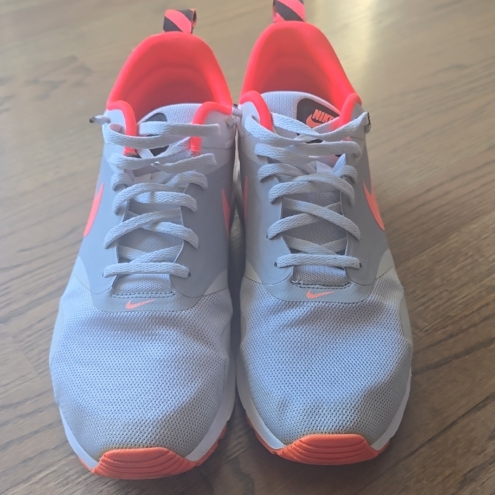 Mens size 11.5 Nike Grey Tavas Athletic Shoe